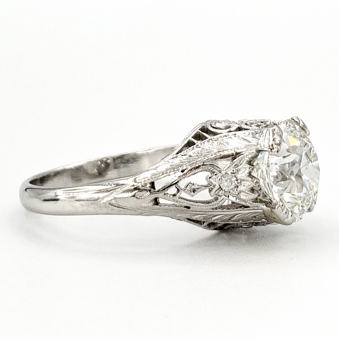 vintage-platinum-engagement-ring-with-1-94-carat-old-european-cut-diamond-egl-h-vs2
