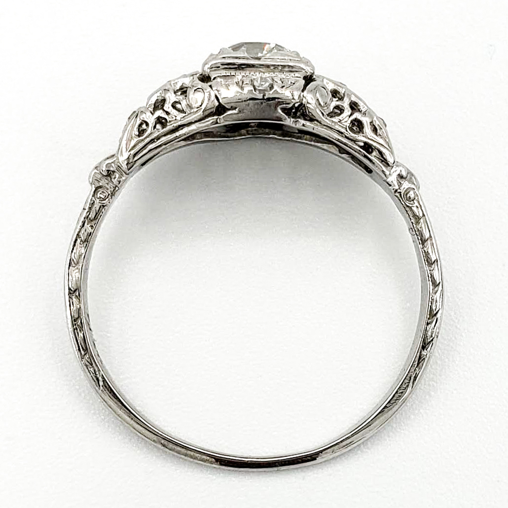 Vintage Platinum Engagement Ring With 0.32 Carat Old European Cut ...
