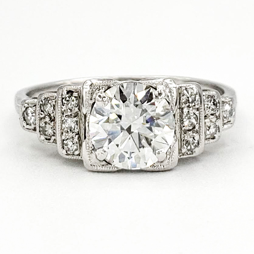 vintage-platinum-engagement-ring-with-0-88-carat-round-brilliant-cut-diamond-gia-e-vs1