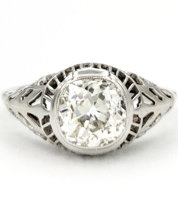 vintage-18-karat-gold-engagement-ring-with-1-46-carat-old-mine-cut-diamond-egl-j-si2