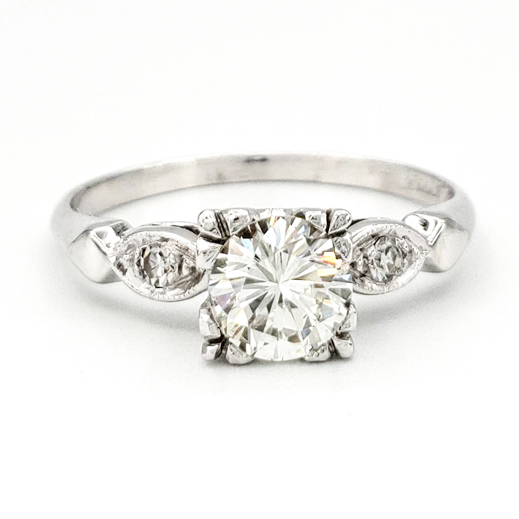 vintage-platinum-engagement-ring-with-0-75-carat-round-brilliant-cut-diamond-egl-i-vs1