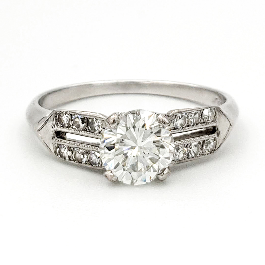 vintage-platinum-engagement-ring-with-0-70-carat-round-brilliant-cut-diamond-gia-h-vvs2