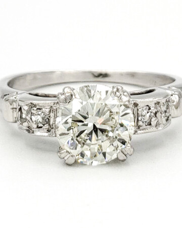 vintage-platinum-engagement-ring-with-1-05-carat-round-brilliant-cut-diamond-egl-i-si1