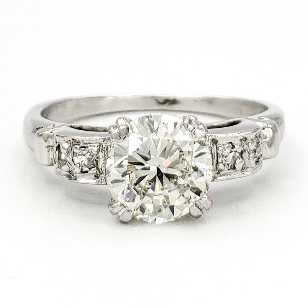 vintage-platinum-engagement-ring-with-1-05-carat-round-brilliant-cut-diamond-egl-i-si1
