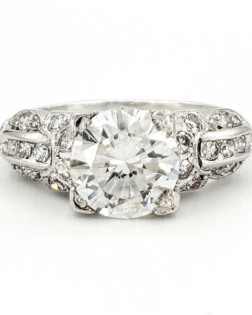 vintage-platinum-engagement-ring-with-1-33-carat-round-brilliant-cut-diamond-egl-g-si1