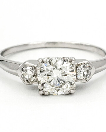 vintage-platinum-engagement-ring-with-0-57-carat-round-brilliant-cut-diamond-gia-i-vs2