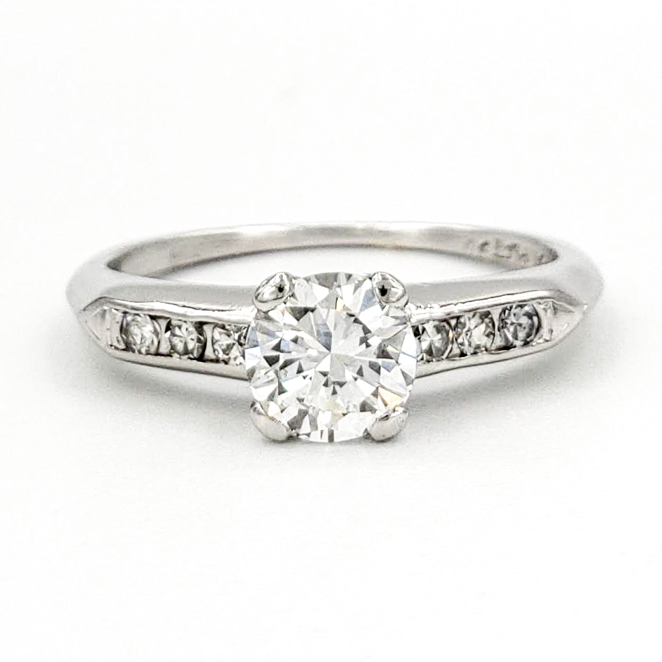 vintage-platinum-engagement-ring-with-0-45-carat-round-brilliant-cut-diamond-egl-d-vs1