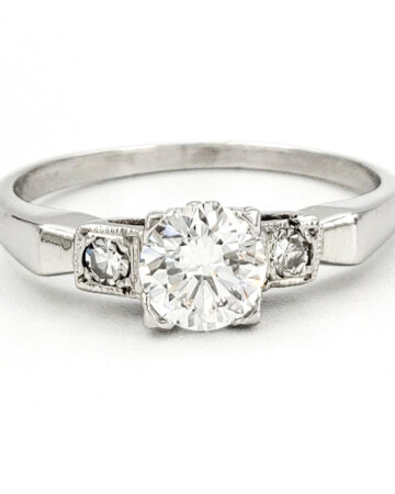 vintage-platinum-engagement-ring-with-0-50-carat-round-brilliant-cut-diamond-egl-d-si2
