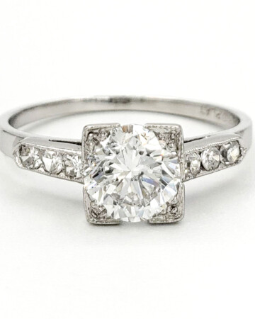 vintage-platinum-engagement-ring-with-1-02-carat-round-brilliant-cut-diamond-egl-d-si2