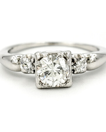 vintage-platinum-engagement-ring-with-0-44-carat-round-brilliant-cut-diamond-egl-h-vs2