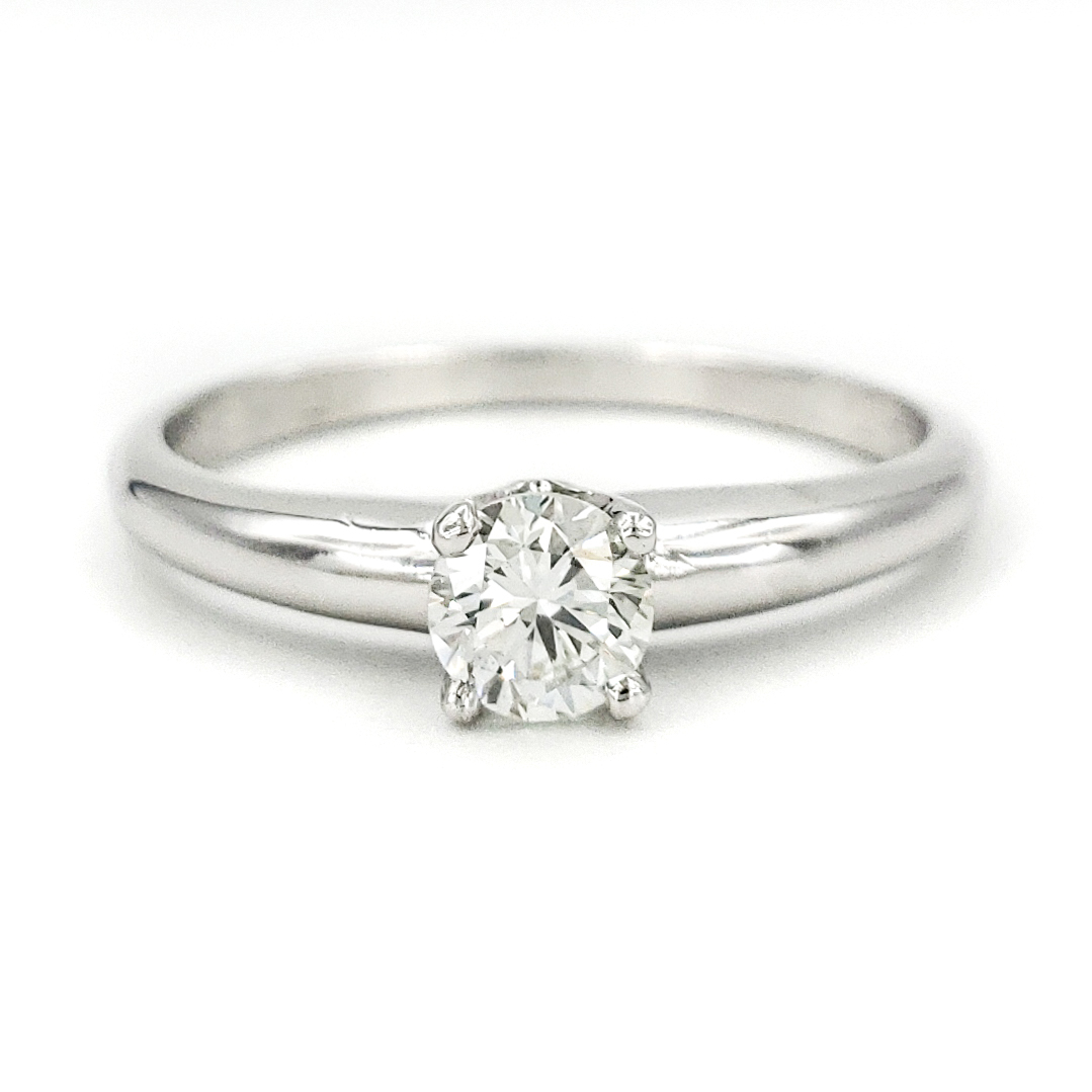 estate-platinum-engagement-ring-with-0-32-carat-round-brilliant-cut-diamond-egl-h-vs2