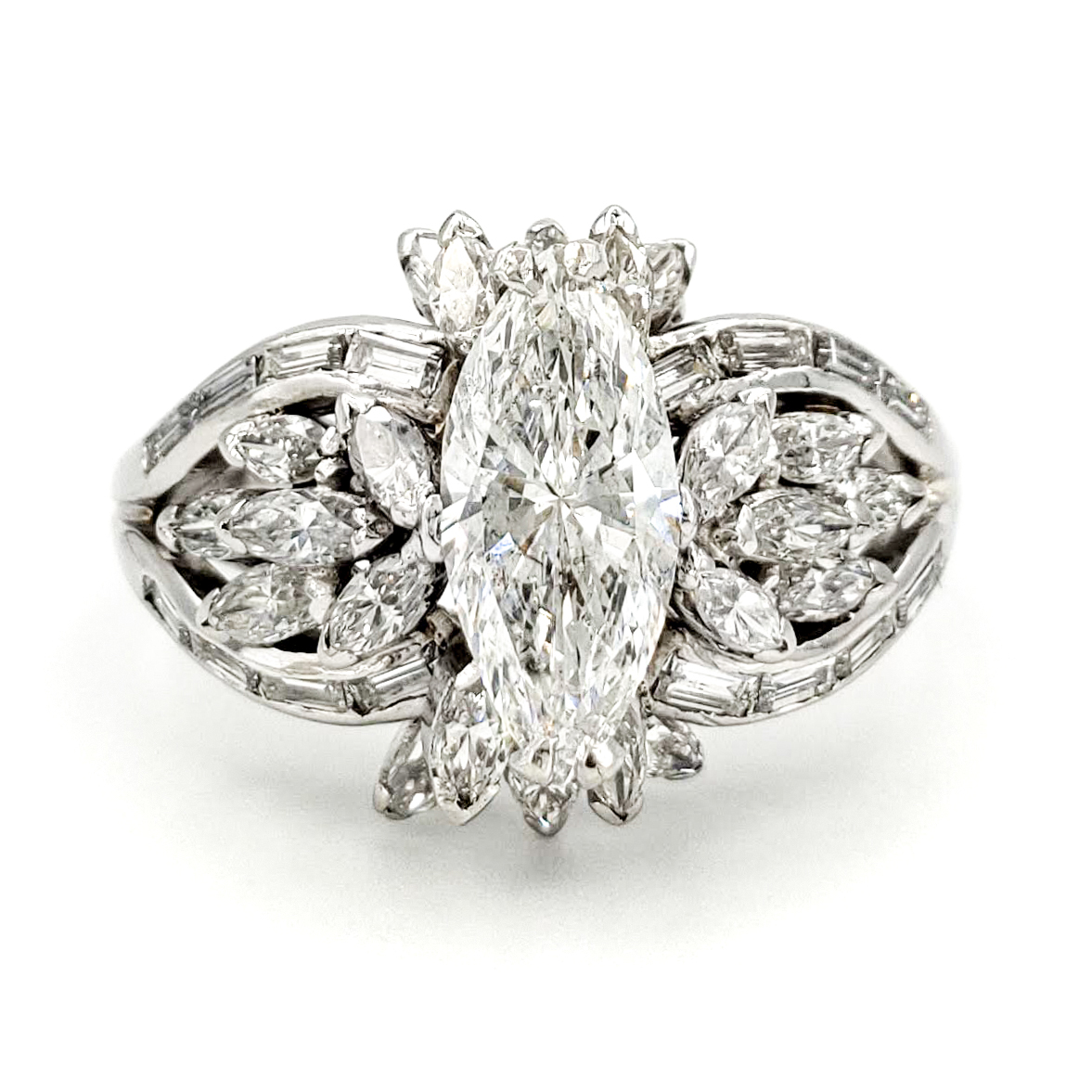 vintage-platinum-engagement-ring-with-0-89-carat-marquise-cut-diamond-gia-e-si1